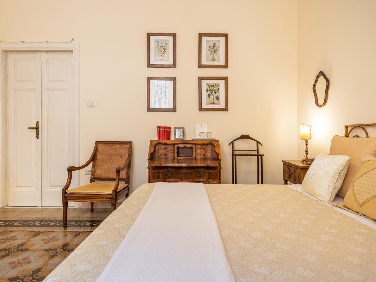 مبيت وإفطار دورغالي Palazzo Santa Caterina المظهر الخارجي الصورة